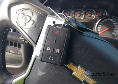 2018 Chevrolet Silverado 1500 1Lt z USA, uszkodzony, nr VIN 3GCPCREC5JG207543